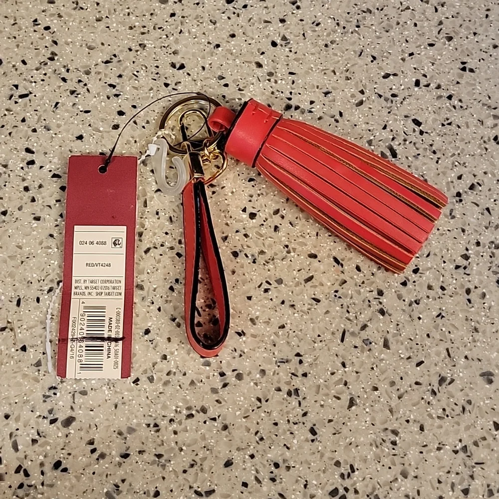 Key Fob - Picture 1 of 5